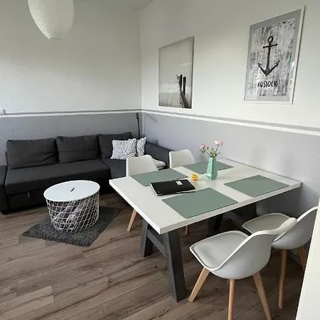 Apartment Ferienwohnung Mit Warnowblick